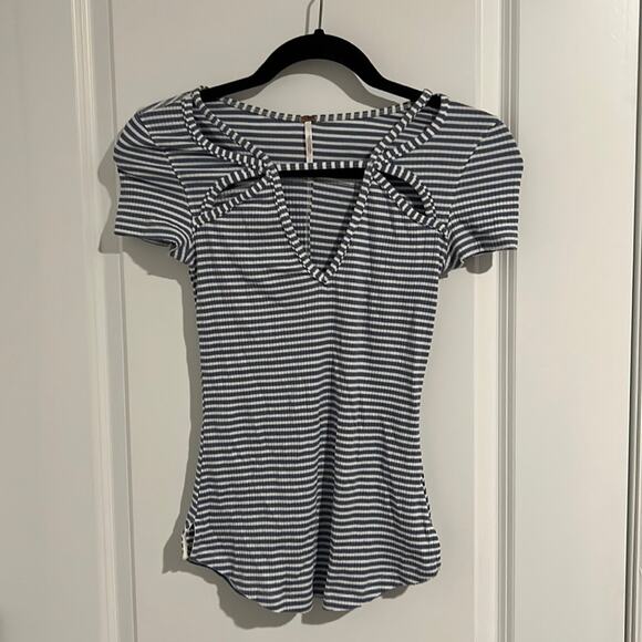 Free people frenchie tee size xs - Picture 1 of 4